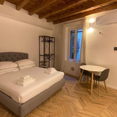 Brera Eleven Apartment Milan Bagian luar foto