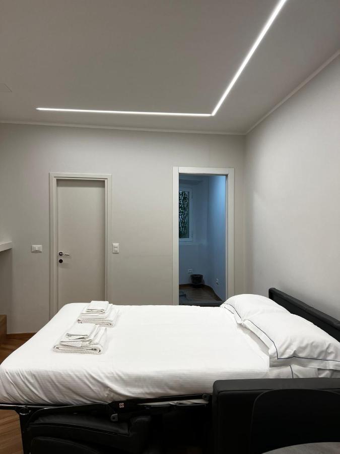 Brera Eleven Apartment Milan Bagian luar foto