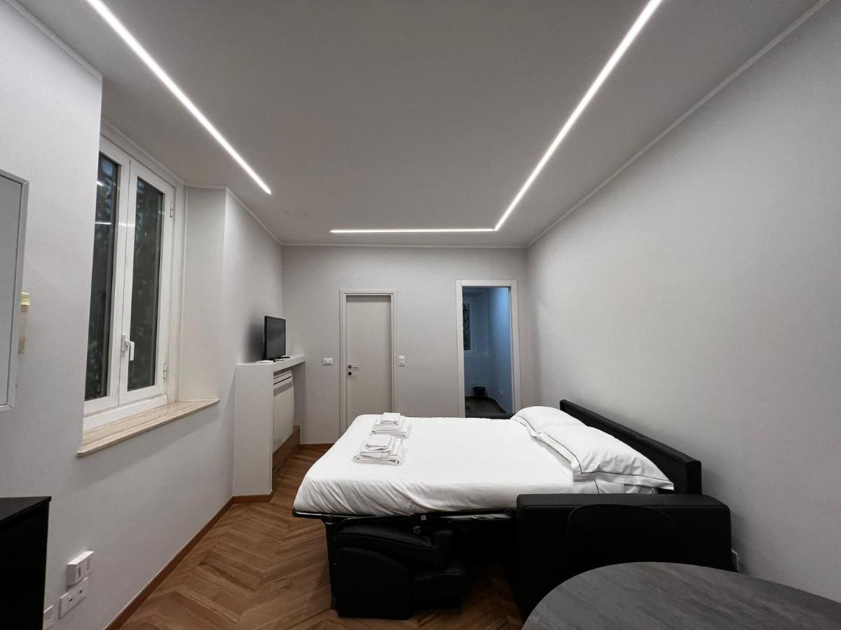 Brera Eleven Apartment Milan Bagian luar foto