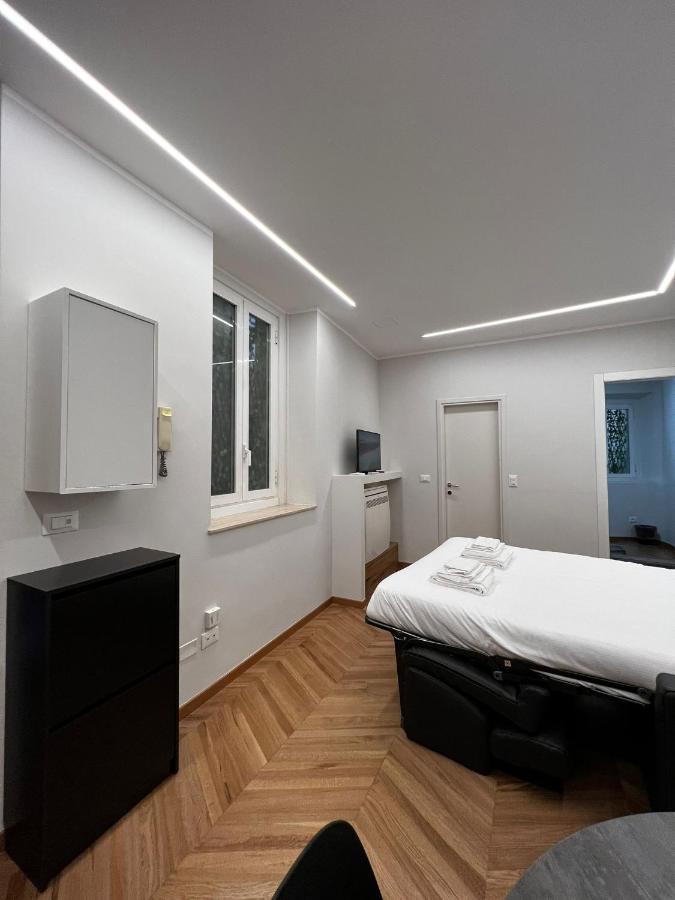 Brera Eleven Apartment Milan Bagian luar foto